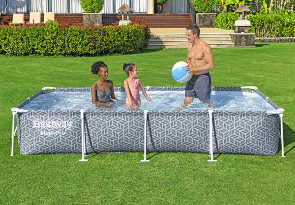   366  201  66  Steel Pro Frame Pool Bestway 561FT