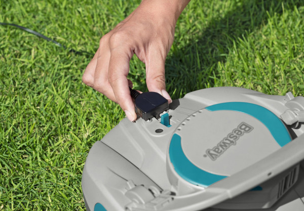     AquaTronix G100 Robotic Pool Vacuum Bestway 58864