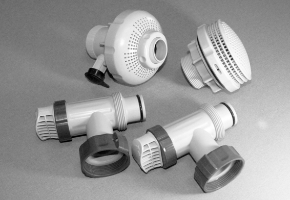 Комплект резьбовых соединителей с плунжерными клапанами, насадками, гайками и резиновыми прокладками Intex 70006A