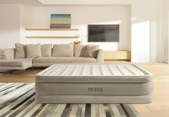 Двуспальная надувная кровать Ultra Plush Airbed Intex 64428, встроенный электрический насос 220В