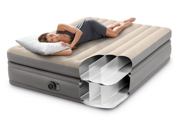 Двуспальная надувная кровать Prime Comfort Elevated Airbed Intex 64164, встроенный электрический насос 220В