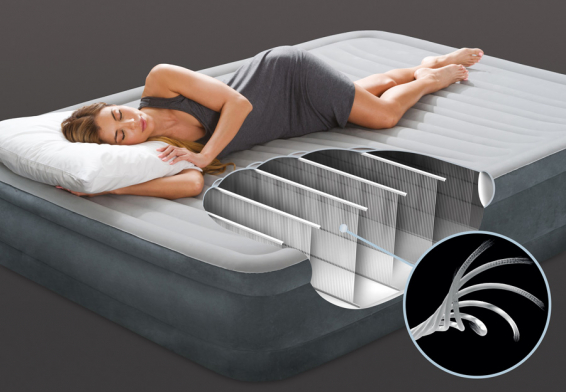 Двуспальный надувной матрас Comfort-Plush Airbed Intex 67770, встроенный электрический насос 220В