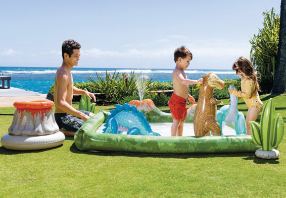   - Jurassic Adventure Play Center Intex 56132NP